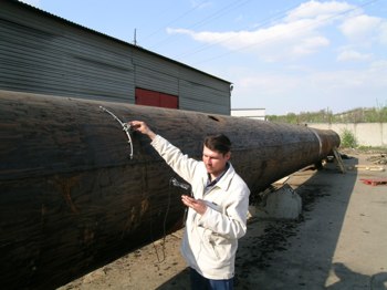 Inspection of gas and oil pipelines by the contact method